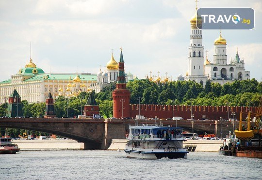 Опознайте Москва и Санкт Петербург с Онекс Тур! Самолетна екскурзия със 7 нощувки и закуски, билет и трансфери, посещение на Петерхоф и Кремъл - Снимка 10