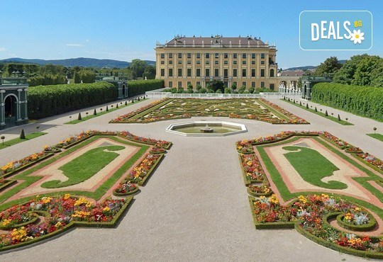 Екскурзия до Виена с Еко Тур! 2 нощувки със закуски, транспорт и водач, възможност за посещение на дворците Лихтенщайн, Белведере и Шьонбрун - Снимка 7
