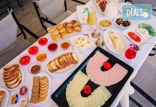 Лятна почивка на супер цена в Stavros Beach Hotel в Ставрос! 7 нощувки със закуски и вечери, възможност за транспорт - Снимка 8