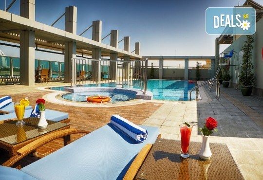 Майски празници в Дубай! 5 нощувки със закуски в Rose Park Hotel 4*, самолетен билет и трансфери, сафари в пустинята и круиз в Дубай Марина - Снимка 8