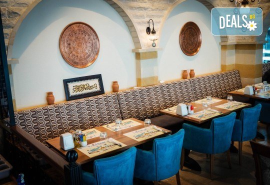 Майски празници в Дубай! 5 нощувки със закуски в Rose Park Hotel 4*, самолетен билет и трансфери, сафари в пустинята и круиз в Дубай Марина - Снимка 12