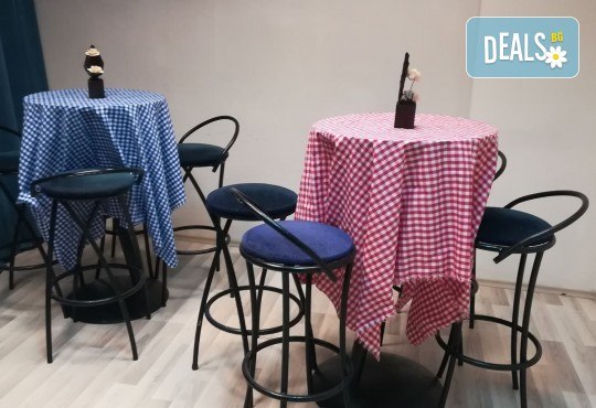 Рожден ден! Наем на зала 2 часа за детско парти с украса, парти музика, зала за възрастни в Детски център Пух и Прасчо в широкия център на София - Снимка 18