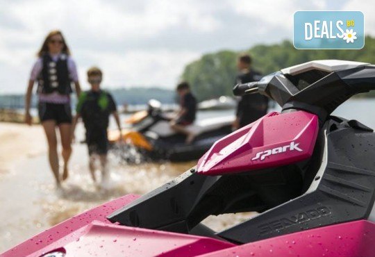 Джет под наем за 15 или 30 минути и Full HD заснемане на яз. Искър, на язовира на Негован или на с. Кътина от Extreme sport - Снимка 2