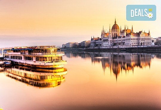 Гледайте Формула 1 през юли в Будапеща! 2 нощувки със закуски, транспорт, водач и панорамна обиколка в Будапеща - Снимка 5