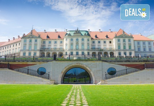 Екскурзия през юли до Варшава и Краков! 4 нощувки и закуски, транспорт, водач, посещение солна мина Величка и мемориала Аушвиц - Снимка 5