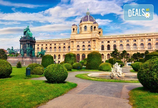 Екскурзия до аристократичната Виена! 4 нощувки със закуски в хотел 3*, самолетен билет за полет от София, екскурзоводско обслужване - Снимка 3