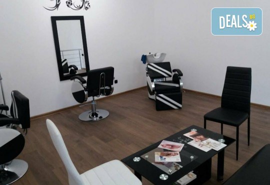Терапия за коса, оформяне със сешоар и стилизиране на прическа в салон за красота Bibi Fashion! - Снимка 8