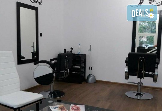 Терапия за коса, оформяне със сешоар и стилизиране на прическа в салон за красота Bibi Fashion! - Снимка 9