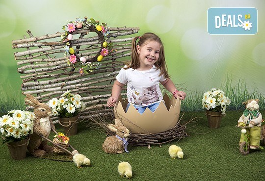 Индивидуална, детска или семейна фотосесия в студио и обработка на всички заснети кадри от Chapkanov photography - Снимка 17