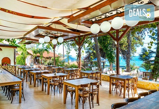 Почивка през юни в Hotel Esperia 3* на остров Тасос! 5 нощувки със закуски и вечери, транспорт - Снимка 9