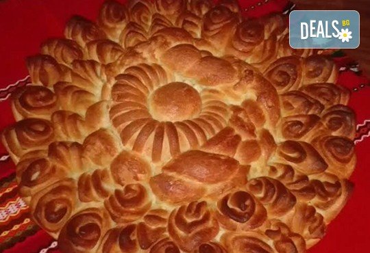 1 или 2 кг. погача, или както нашите баби я наричат - пита, обреден хляб с орнаменти от Работилница за вкусотии Рави + включена доставка - Снимка 2
