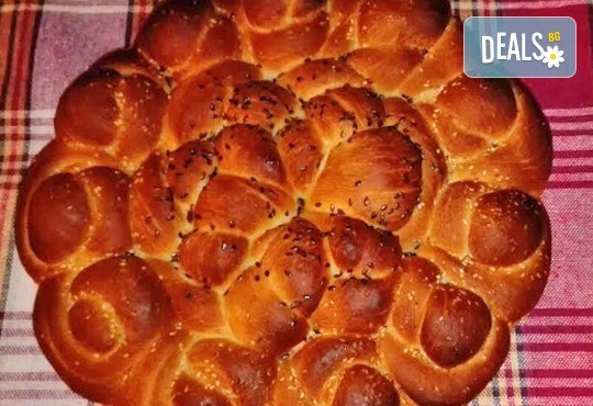 1 или 2 кг. погача, или както нашите баби я наричат - пита, обреден хляб с орнаменти от Работилница за вкусотии Рави + включена доставка - Снимка 4