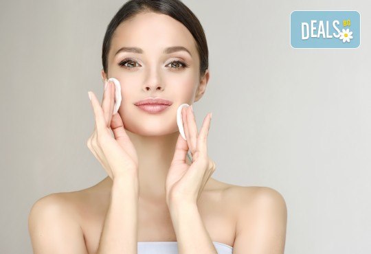 Чиста и сияйна кожа! Дълбоко почистване на лице и криотерапия за затваряне на порите в Beauty Salon Tesori - Снимка 2