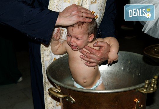 Фотозаснемане на кръщение - до 1 час, с неограничен брой кадри, фотосесия, фотокнига А4 и ПОДАРЪК – DVD - Снимка 10