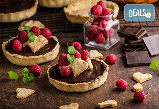 Сладки моменти! 30 броя тарталети с пресни плодове, течен шоколад и кокос от H&D catering, София! - Снимка 1