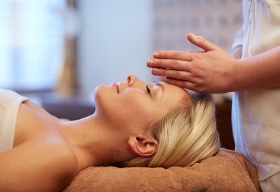 Лечебен, класически или болкоуспокояващ масаж с магнезий или луга на гръб или на цяло тяло + масаж на глава, ходила или длани в Mery Relax