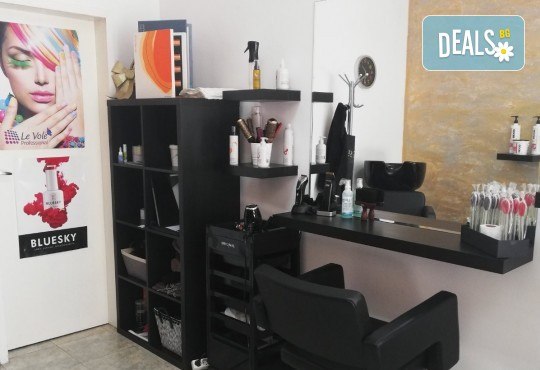 Специално предложение за мъже! Подстригване, измиване и оформяне със сешоар в Студио за красота Vanity - Снимка 4