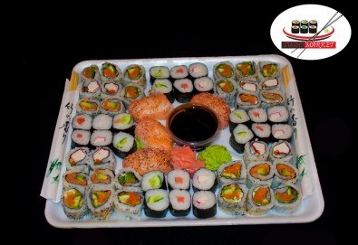 Изгодно предложение! 60 суши хапки с пушена сьомга, филаделфия и херинга от Sushi Market