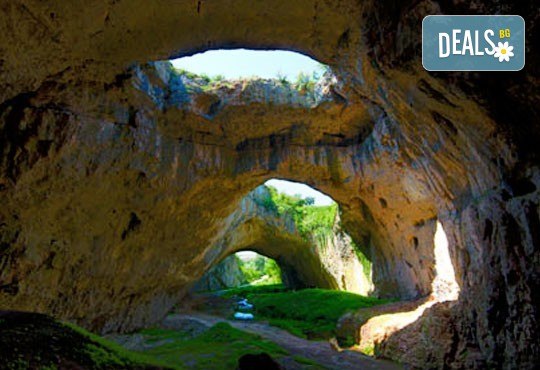 Еднодневна екскурзия на 12 юли (неделя) до Деветашката пещера, Крушунските водопади и Ловеч с транспорт и екскурзовод от ТА Поход - Снимка 4