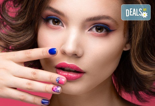 Дълготрайни цветове! Маникюр с гел лак BlueSky в WAVE STUDIO - НДК - Снимка 1