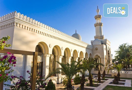 Екзотична екскурзия до Йордания през есента! 4 нощувки със закуски и вечери в хотел 3*/4*, самолетен билет и трансфери, посещение на Петра и джип сафари в пустинята Вади Рум - Снимка 11