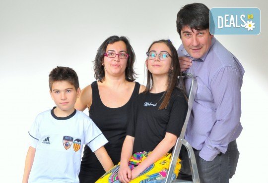 Лятна фотосесия в студио - бебешка, детска, индивидуална или семейна + подарък: фотокнига, от Photosesia.com - Снимка 5