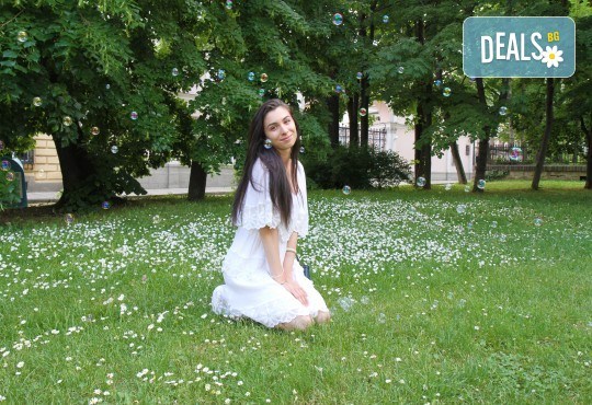 Детска, семейна или индивидуална фотосесия на открито или на адрес на клиента + подарък DVD от New Line Production - Снимка 30