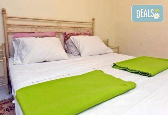 Лятна почивка с цялото семейство или с приятели! 1 нощувка за до 7 човека в мезонет в Demi Maisonette в Криопиги, Касандра - Снимка 9