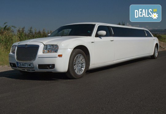 Подарете SPA пакет „San Remo“! Трансфер с лимузина „Lincoln“ до Senses Massage & Recreation, синхронен масаж за двама, релакс зона, сауна, уиски и бадеми от San Diego Limousines - Снимка 13