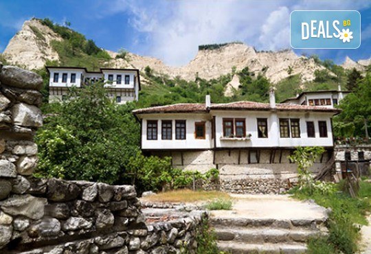 Уикенд екскурзия до Солун, Мелник и Рупите с Дари Травел! 1 нощувка със закуска в Сандански, транспорт и екскурзовод - Снимка 7