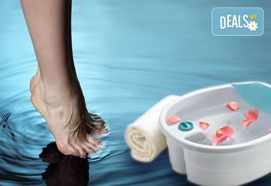 120-минутна антицелулитна и детоксикираща терапия - пилинг със соли от Мъртво море, мануален антицелулитен масаж, Hot Stone терапия и йонна детоксикация в център GreenHealth! - Снимка 3