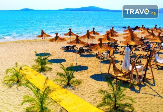 Еднодневна екскурзия с плаж на Слънчев бряг през август - транспорт и водач от туроператор Поход - Снимка 1
