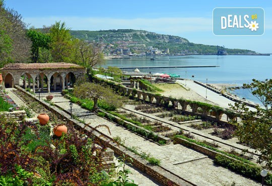 Уикенд екскурзия до Балчик, Аладжа манастир и Евксиноград! 1 нощувка със закуска, транспорт и екскурзовод - Снимка 2