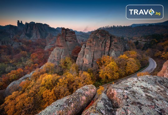 Екскурзия през есента до Белоградчишките скали и Враца! 1 нощувка със закуска, транспорт и водач от Комфорт Травел - Снимка 2