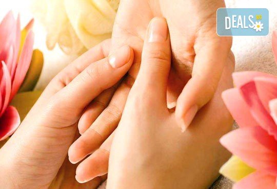 Релаксиращ класически масаж 60 минути с алое или лайка и зонотерапия на ръце и длани в Angels Beauty massage - Снимка 4