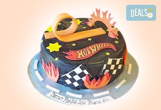 За момчета! Детска 3D торта за момчета с коли и герои от филмчета с ръчно моделирана декорация от Сладкарница Джорджо Джани - Снимка 10