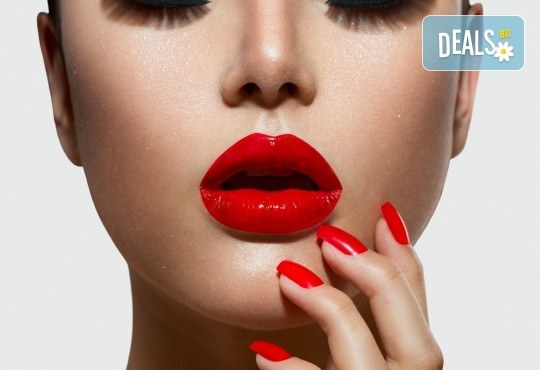Красиви устни! Уголемяване на устните с хиалурон и ултразвук при специалист-естетик в The Castle of beauty - Снимка 1