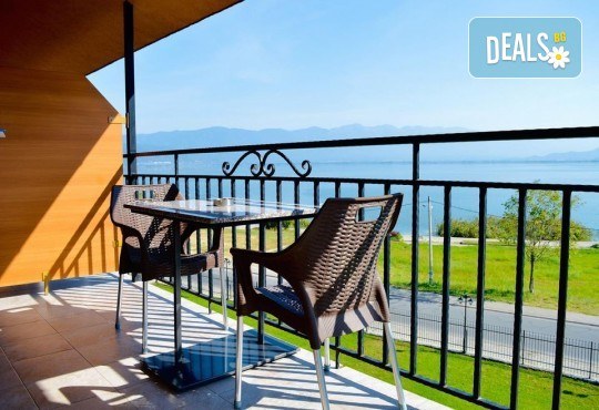 Нова година на брега на Дойранското езеро! 2 нощувки с 2 закуски, 1 стандартна и 1 празнична вечеря в La Terrazza 3* в Стари Дойран, възможност за транспорт - Снимка 5