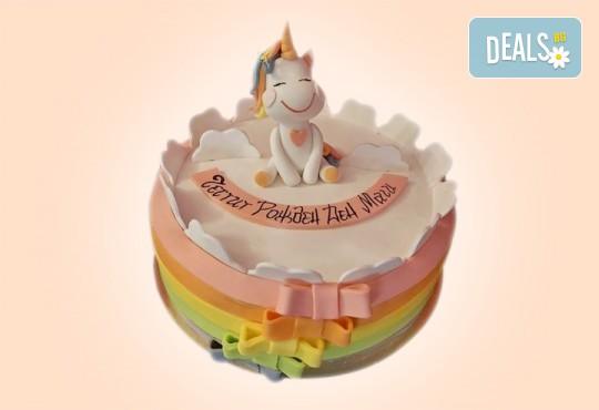 За момичета! Красиви 3D торти за момичета с принцеси и приказни феи + ръчно моделирана декорация от Сладкарница Джорджо Джани - Снимка 15