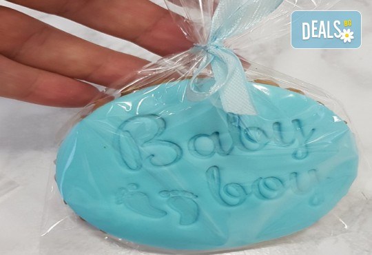 Очарователен и стилен Бебешки празник - Кръщение, Погача, Прощъпулник с 3 часа самостоятелно ползване на ресторанта на хотел Панорама 4*, Варна - Снимка 4