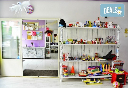 2 часа детски рожден ден за 10 деца в Детски клуб Аристокотките! Уникално парти с аниматор, меню с био напитки, атракциони, стена за катерене, пързалка и много музика! Солени плата за родителите в отделна зала с видимост към децата! - Снимка 12