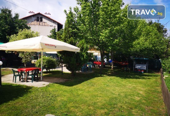 Почивка в Добринище! 1 нощувка със закуска и вечеря в къща за гости Андрееви, до минералния басейн - Снимка 7