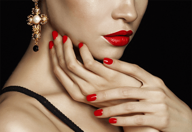 Маникюр с гел лак Gellish или Bluesky + бонус: сваляне на стар гел лак във фризьоро-козметичен салон Вили