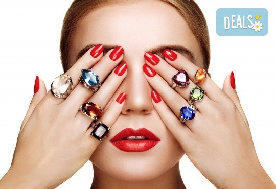 Маникюр с гел лак Gellish или Bluesky + бонус: сваляне на стар гел лак във фризьоро-козметичен салон Вили - Снимка 2