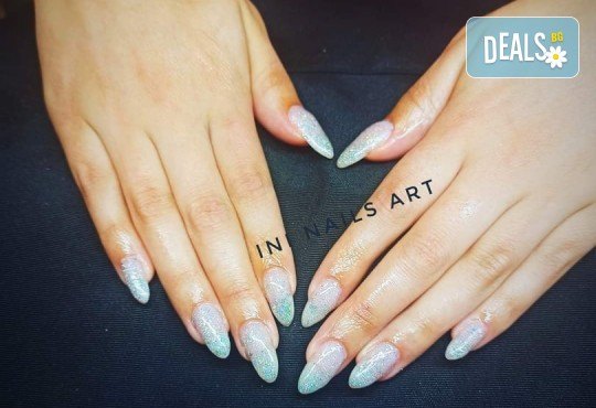 Перфектен цвят! Дълготраен маникюр с гел лак BlueSky в Салон Фемили (Inni Nails Art) - Снимка 14