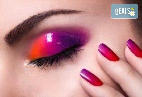 Перфектен цвят! Дълготраен маникюр с гел лак BlueSky в Салон Фемили (Inni Nails Art) - Снимка 1