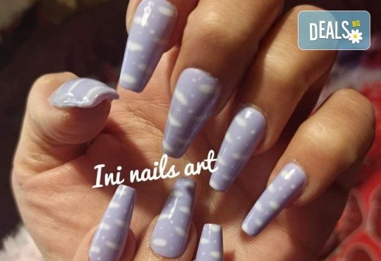 Перфектен цвят! Дълготраен маникюр с гел лак BlueSky в Салон Фемили (Inni Nails Art) - Снимка 5