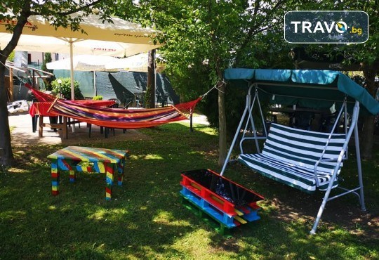 Почивка в Добринище! 1 нощувка със закуска в къща за гости Андрееви - Снимка 26