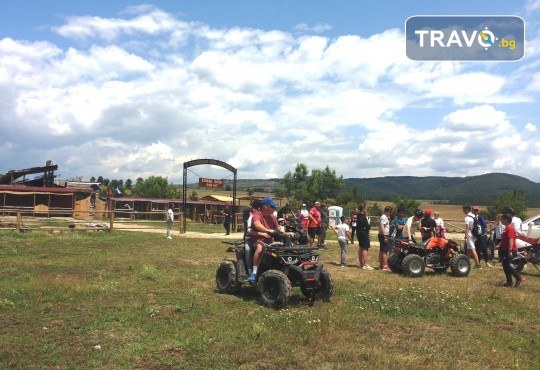 Почивка в Добринище! 1 нощувка със закуска в къща за гости Андрееви - Снимка 31
