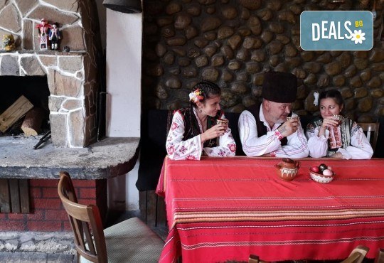 Почивка в Добринище! 1 нощувка със закуска в къща за гости Андрееви - Снимка 19